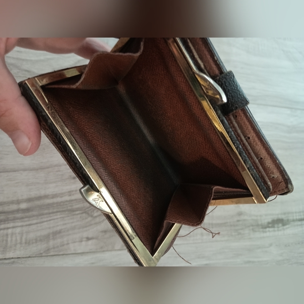 Louis Vuitton French Kiss Damier Ebene Wallet Brown Coated Canvas - Picture 8 of 15